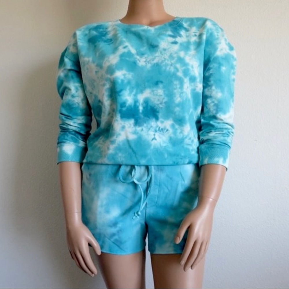 KUT from the Kloth Jeans Women Tie Dye Sweatshirt and Shorts Size L fits 14 NWT - Picture 2 of 4